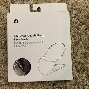 NWT Lululemon Double Strap Face Mask in Artic Plum